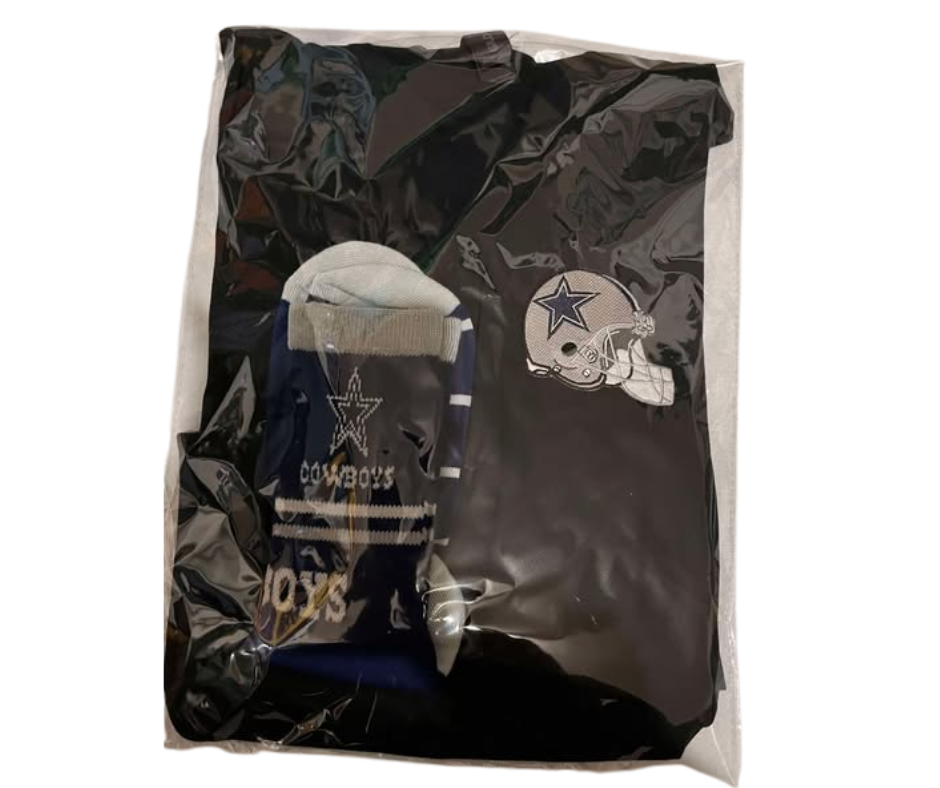 COWBOYS  GIFT SET  TSHIRT  & SOCKS