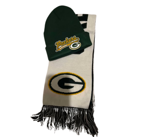 GREENBAY PACKERS BEENIE HAT & SCARVE