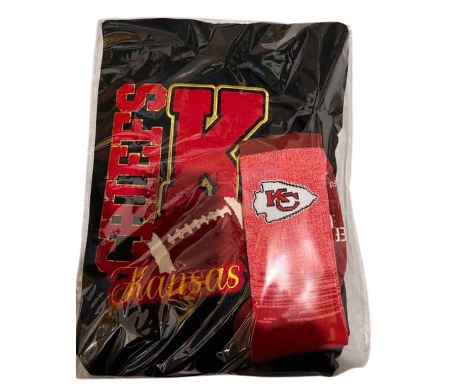 KANSAS CHIEFS GIFT SET  TSHIRT  & SOCKS