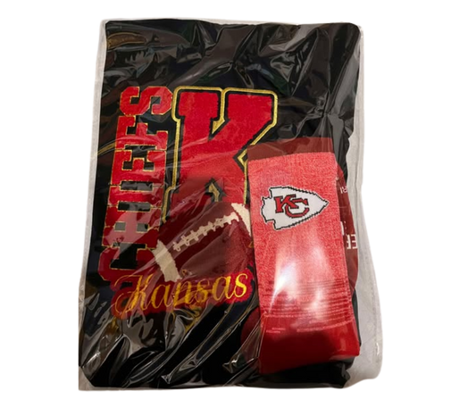 KANSAS CHIEFS GIFT SET  TSHIRT  & SOCKS