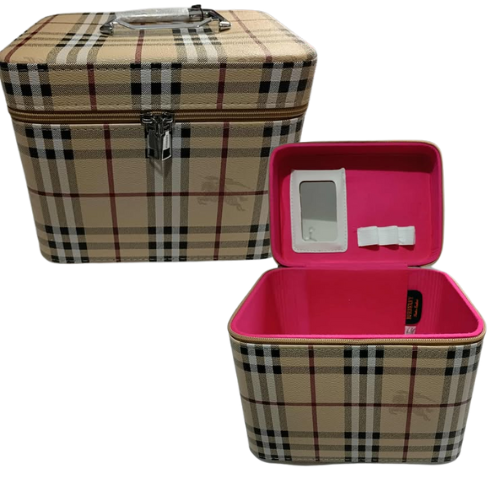 BURBERRY TRAVEL MAKEUP CASE  MEDIUM SIZE